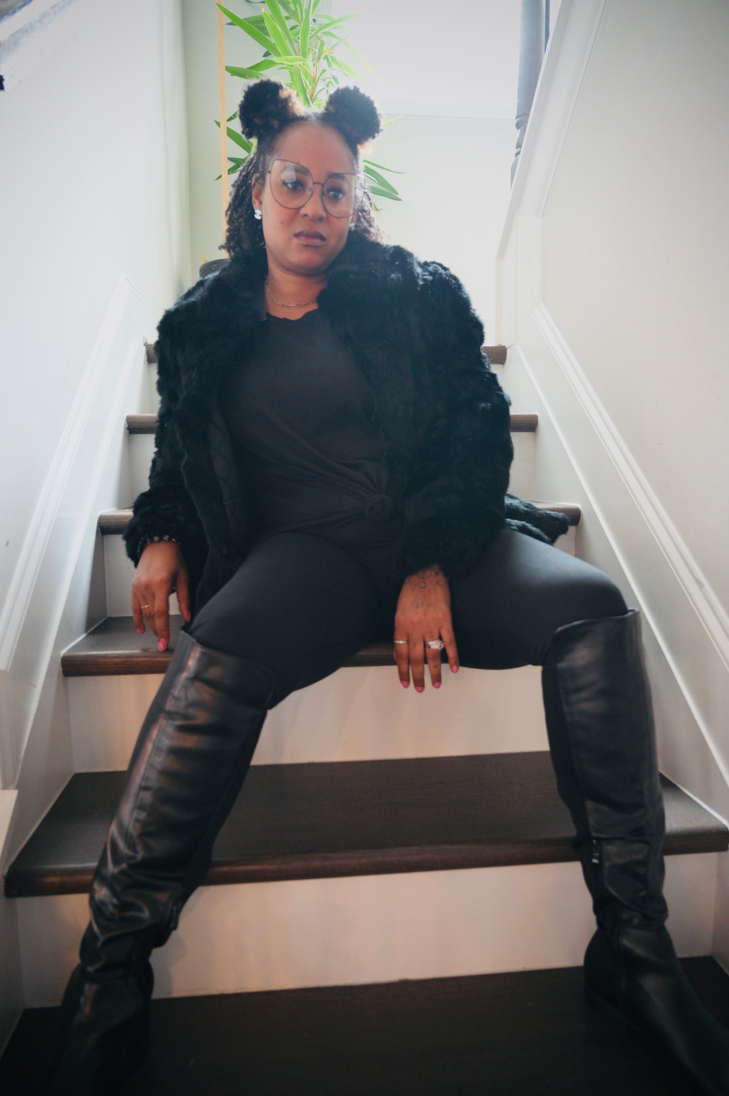Long sleeve top and leggings set in black