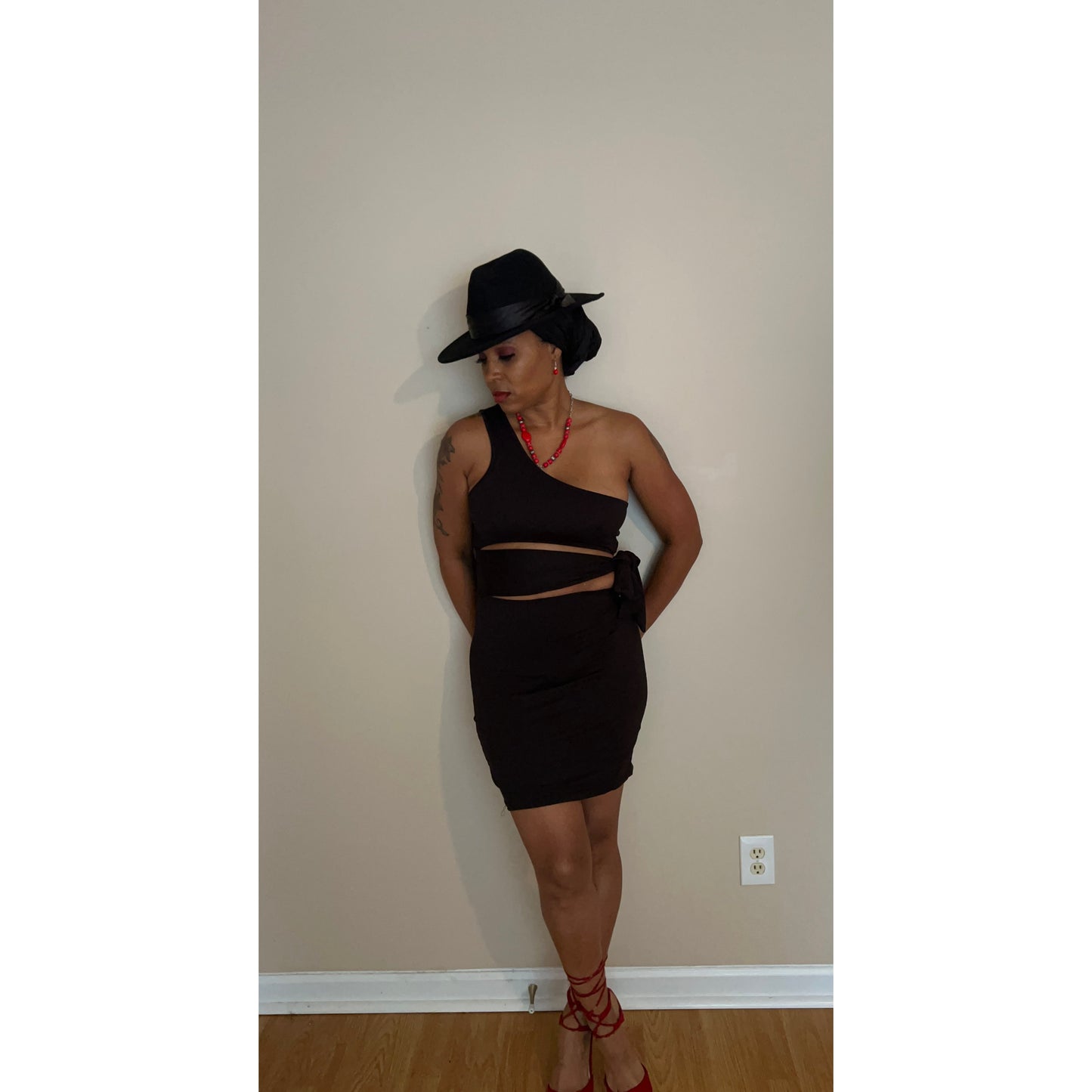 One shoulder cut out mini dress in black