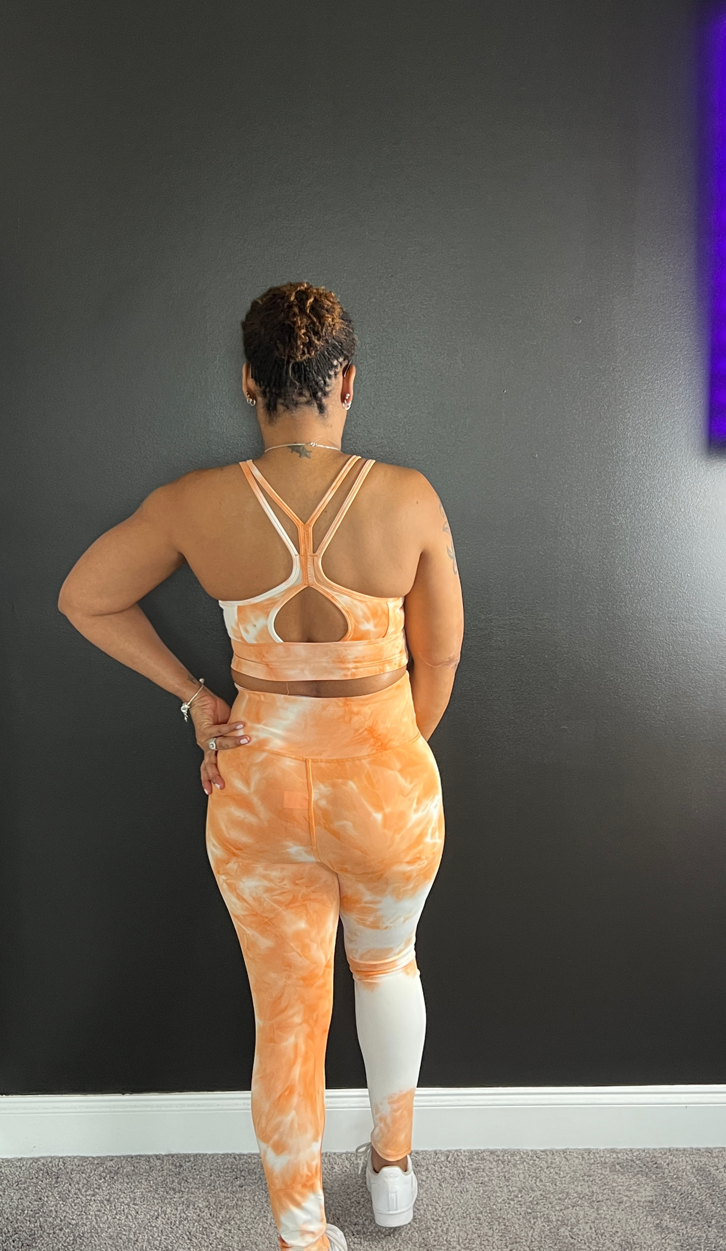 LG Limitless Flow Tie-Dye Set