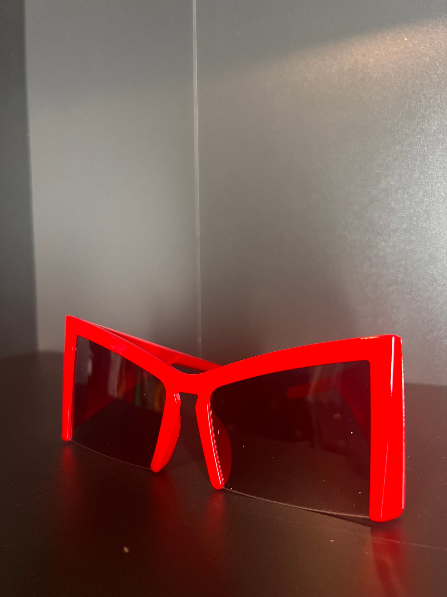 LG Sharp Triangle Sunnies