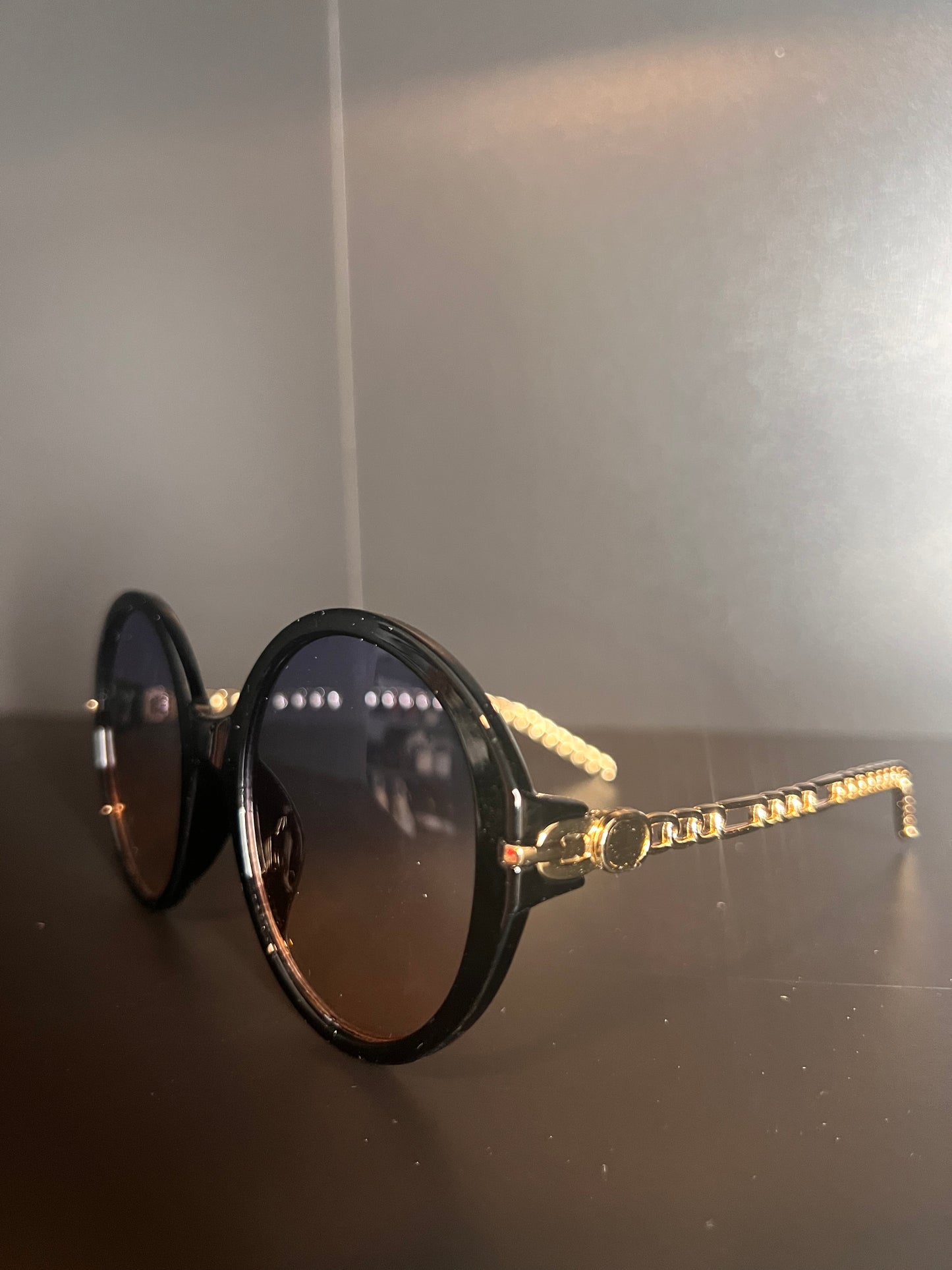 LG Shade Spectrum Sunnies in Black for the mature women over 40