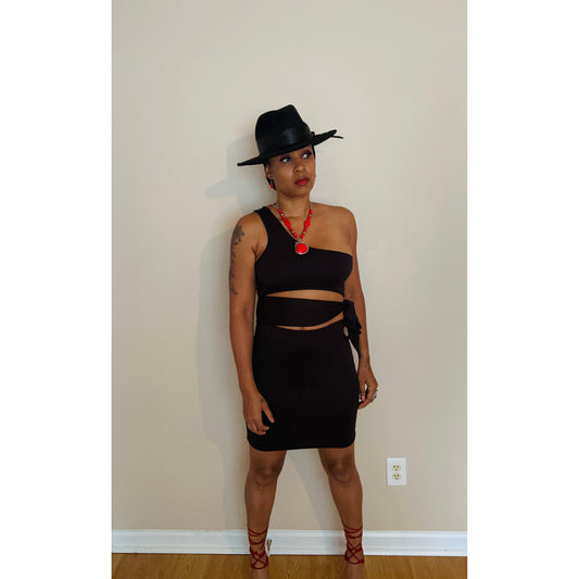 One shoulder cut out mini dress in black