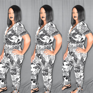 short sleeve leaf print tie bottom jumpsuit in black and white